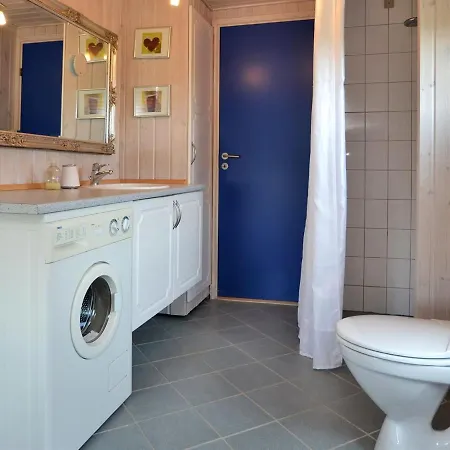 Nyaraló Ralf - 300m From The Sea In Nw Jutland By Interhome *